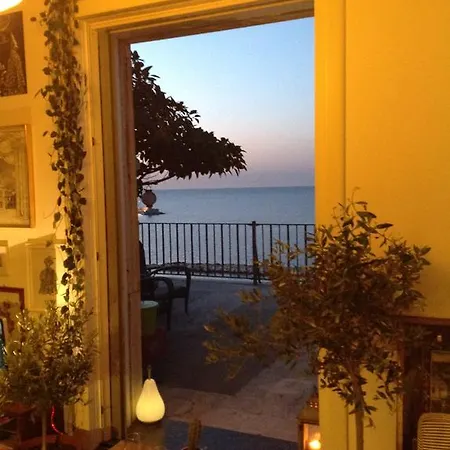 Attico Nazioni Del Mare Μπάρι